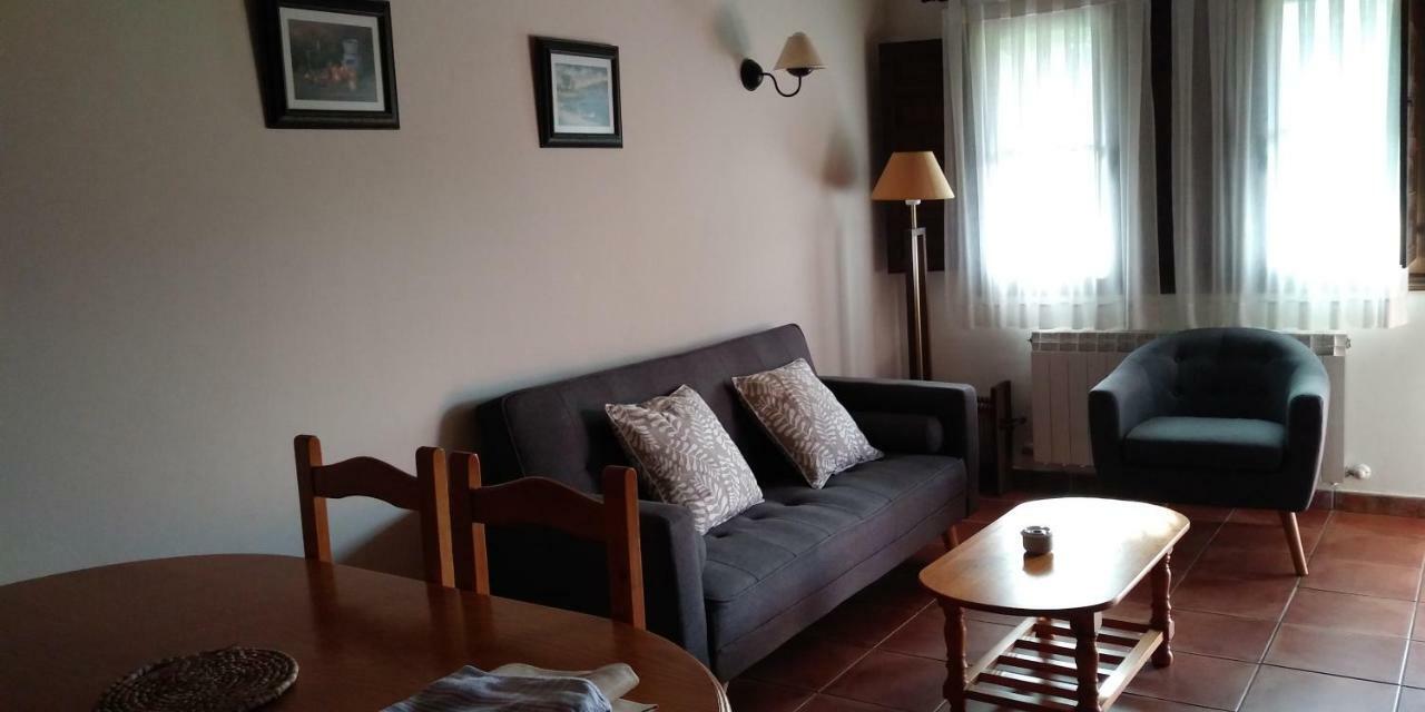 Apartamentos Rurales La Fuente De Bascones Villahormes Kültér fotó